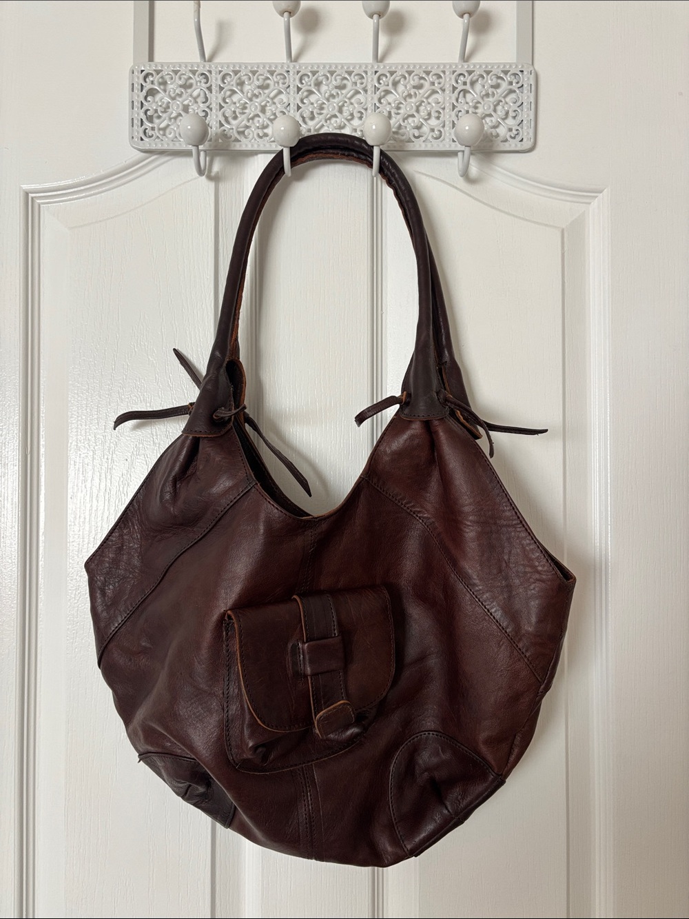 Classic Brown Leather Shoulder Bag - Women's Handbag